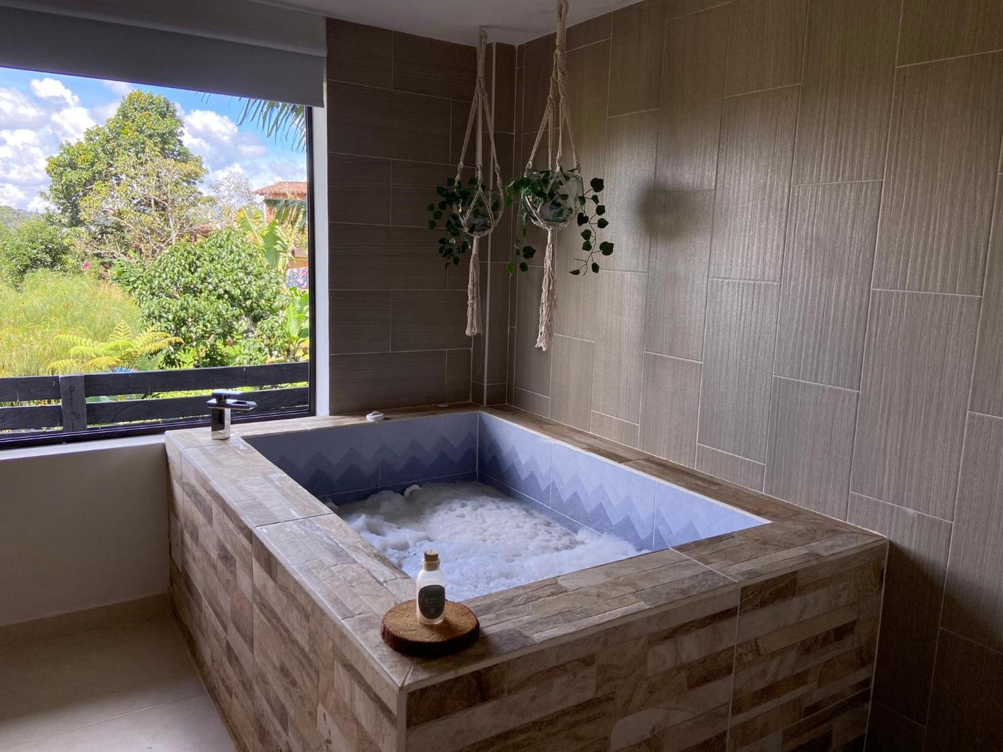 Cabanas Con Jacuzzi Y Chimenea - Casa Floral, Marinilla Extérieur photo