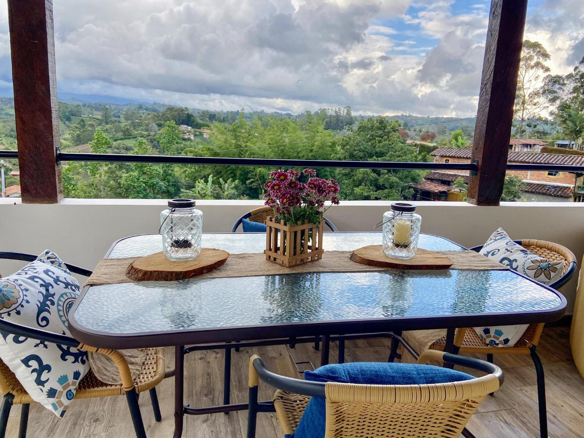 Cabanas Con Jacuzzi Y Chimenea - Casa Floral, Marinilla Extérieur photo