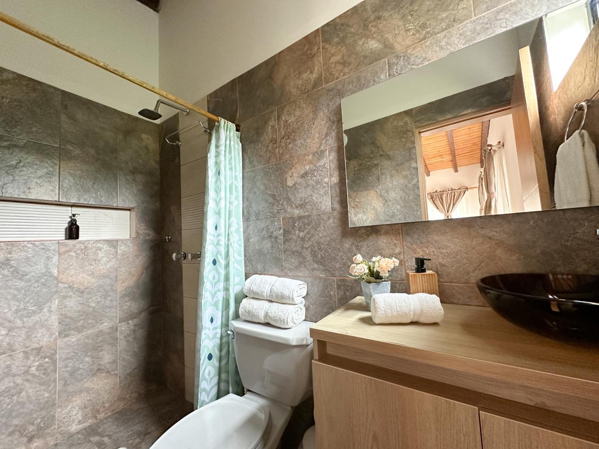 Cabanas Con Jacuzzi Y Chimenea - Casa Floral, Marinilla Extérieur photo