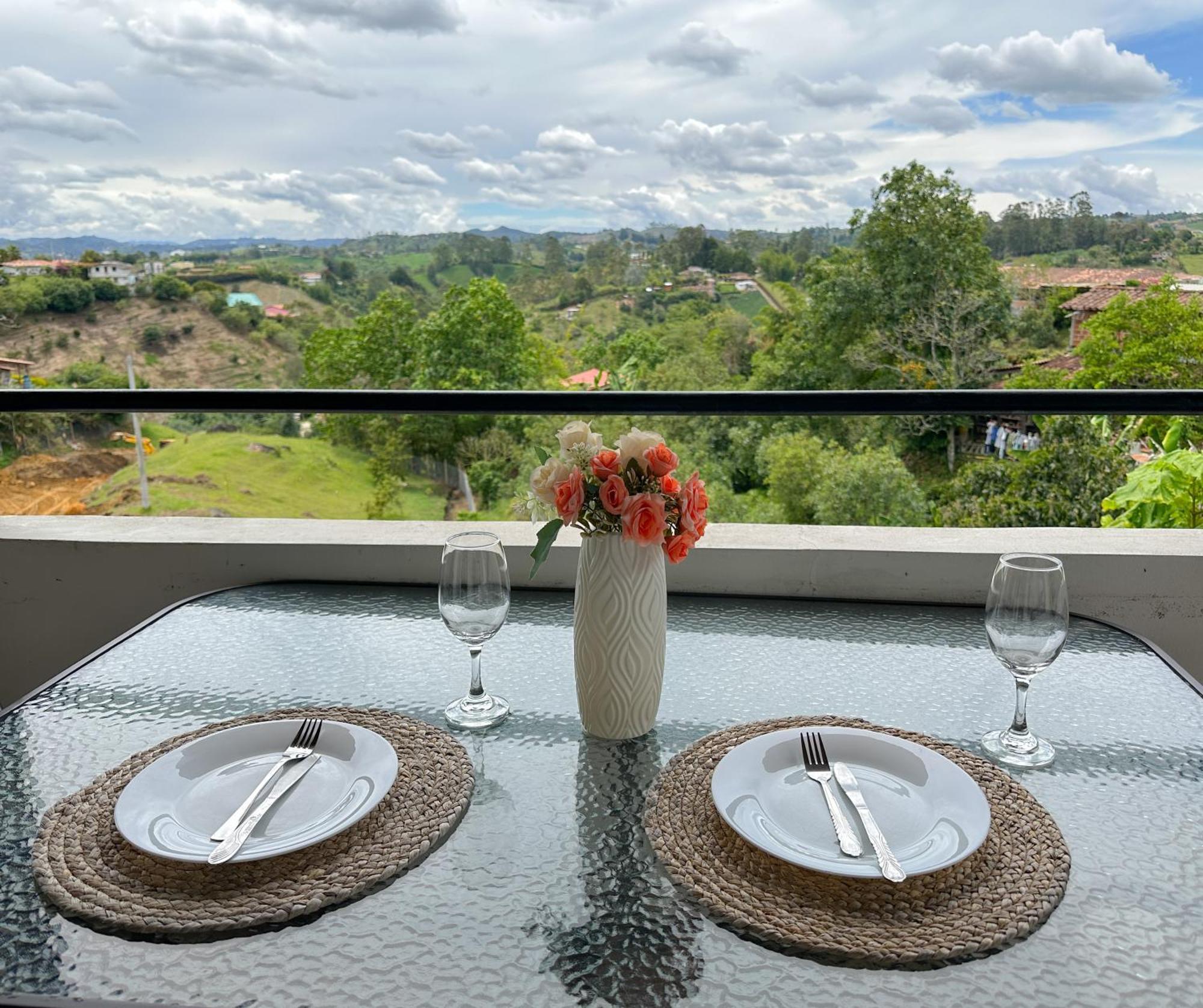 Cabanas Con Jacuzzi Y Chimenea - Casa Floral, Marinilla Extérieur photo